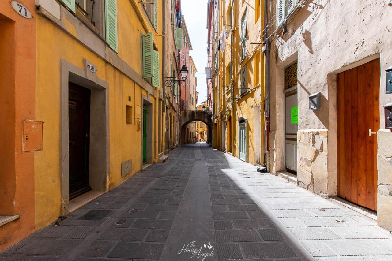 Vista Mare E Comfort In Centro Storico Menton Exterior photo